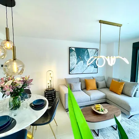 Escape In Apartment *